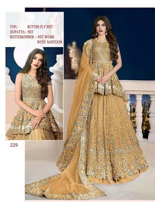 ヘビーファブリックバタフライネットシーケンス刺Embroidery作業LehenghaCholiウェディングウェア女性用