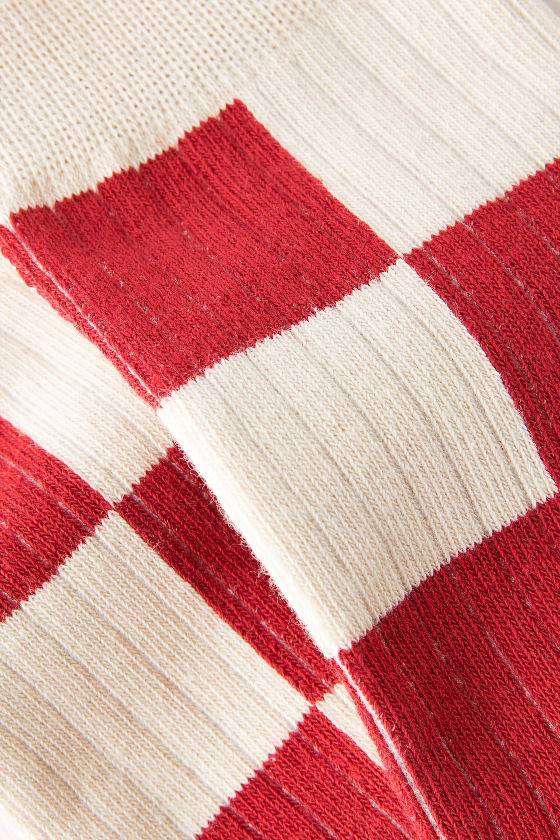 Beige Rouge