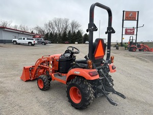 Hot Selling <strong>New</strong> <strong>Kubota</strong> Mini <strong>Tractors</strong> 23hp 25hp 26hp 30hp 35hp 40hp 50hp 4x4 Wheel Drive <strong>Tractors</strong> Small