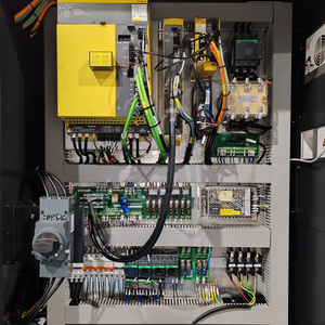 Hochpräzise CNC-Drehmaschine und Fräsmaschine für die Metall bearbeitung - Product Image 6