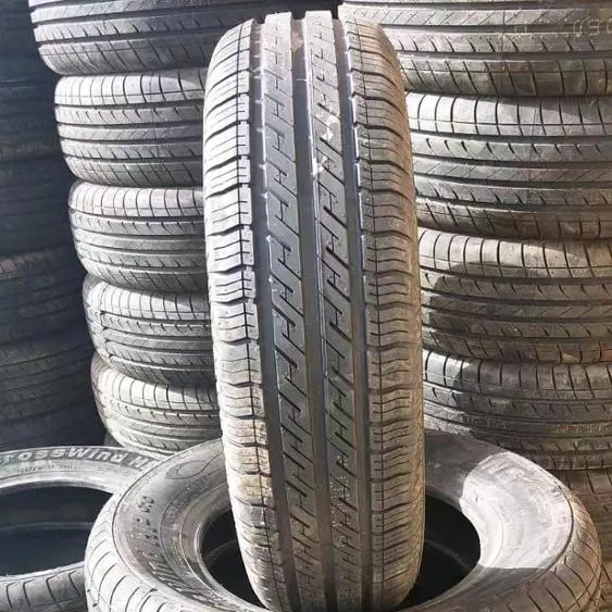 Tüm alıcılar için kullanılan SUPERHAWK / HAWKWAY yeni radyal ticari kamyon lastiği HK867 275/70R22.5 kamyon lastikleri