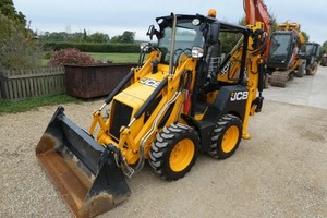 <span class=keywords><strong>JCB</strong></span> 1CXバックホー中古4トン3トンフロントローダーホイールローダー付き
