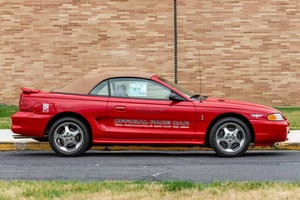 1994 F-o-r-d Mu-stang Cobraコンバーチブルインディ500ペースカーエディション〜500マイル5速マニュアル5.0リッターV8 #966 of 1000生産 - Product Image 2