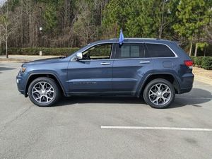 2021 ג 'יפ גדול cherokee מוגבל 4WD עור מושבי הילוכים ידנית r20 גודל sv אור כהה 4l 8l גז חשמלי