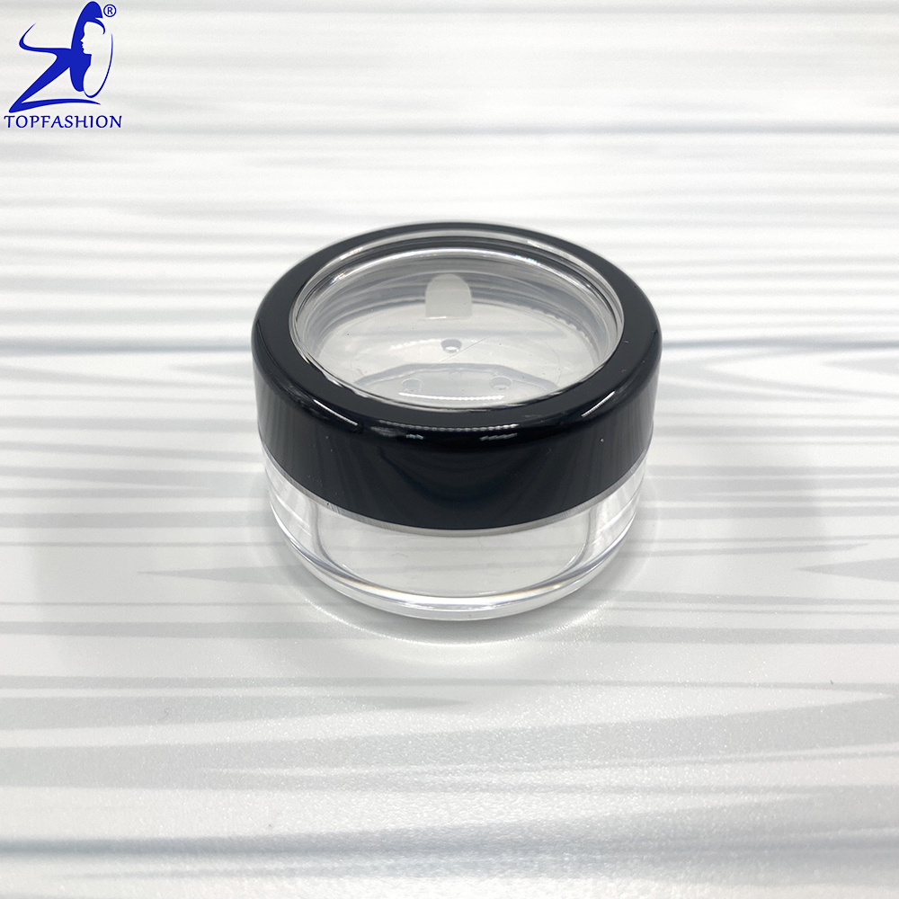 Tapa de ventana con borde negro y base transparente