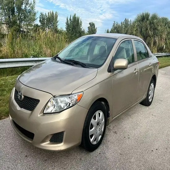 2009 usato TOYOTA COROLLA pronto per la spedizione