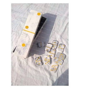 ชุดโดมิโนไม้ขนาดเล็ก28ชิ้นแบบคลาสสิกหกเกมในกล่องของขวัญสำหรับเด็กชายและเด็กหญิง - Product Image 1