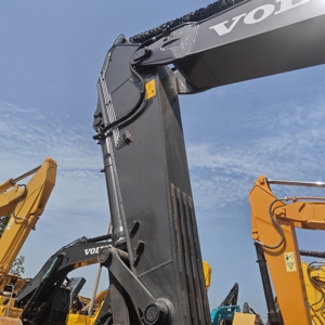 手ごろな価格のVolvoec290中古ショベル | 完全な税関ドキュメント & インボイスが含まれています