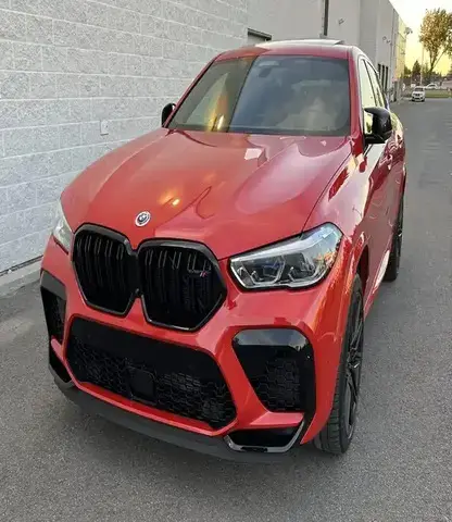 รถมือสอง BMW X6M ปี 2022 สีแดงออนแบล็ค LHD RHD