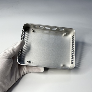 फैक्टरी कस्टम एल्यूमीनियम एक्सट्रूज़न शीट धातु निर्माण मिनी पीसी बाड़े औद्योगिक कंप्यूटर केस कस्टम डिजाइन सेवा - Product Image 6