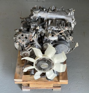 Low Mileage Complete 6G72 Diesel Engine Assembly 6 Cylinder 6L Displacement Models 4JB1 &amp; <strong>6BG1</strong> for Auto Repair &amp; Replacement - Product Image 2