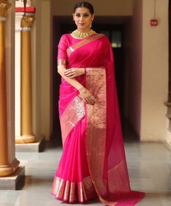 Schöner weißer und roter <span class=keywords><strong>Saree</strong></span> für Hochzeit mit Banarasi-Arbeit und ausgefallener Stickerei für besondere Anlässe <span class=keywords><strong>Saree</strong></span> / Sari / Shari