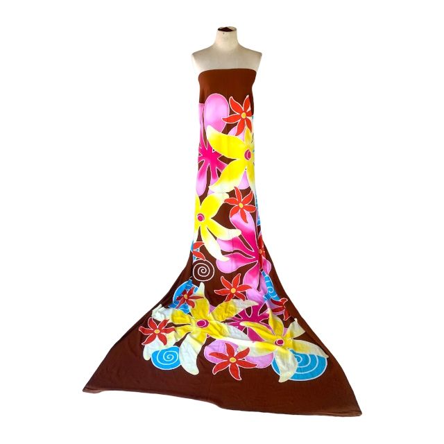 สีน้ำตาล