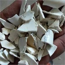 ממוחזר UPVC צינור גרוטאות ו PVC חלון פרופיל שבבי לבן ואפור צבע