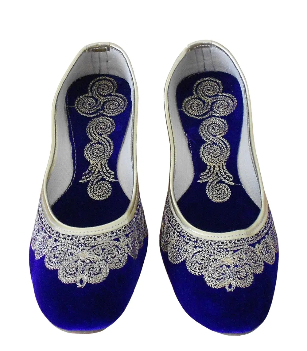 Prodotto di design In pelle indiana su misura Pakistani Khussa scarpe da donna Anti-scivolo tinta unita Khussa In basso MOQ