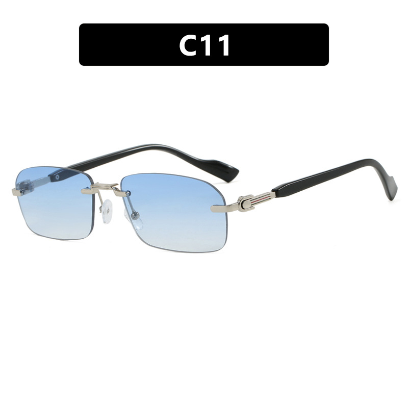C11
