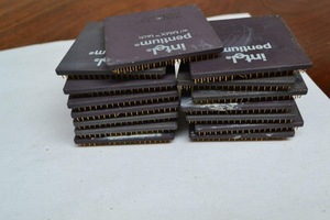 CPUスクラップIntel 486 & 386 CPU/コンピュータラムスクラップ/CPUセラミックプロセッサスクラップゴールドピン付き - Product Image 5