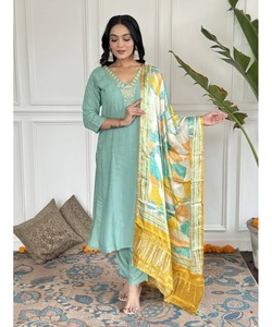 韓国の美しいドレスKurta Kurtiパキスタンの女性カジュアルプラスサイズのブティックスーツ - Product Image 3