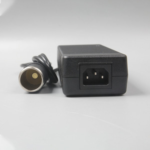 交流100-240伏至DC 12V 12A车载冰箱电源适配器转换器144瓦点烟器电源适配器 - Product Image 4