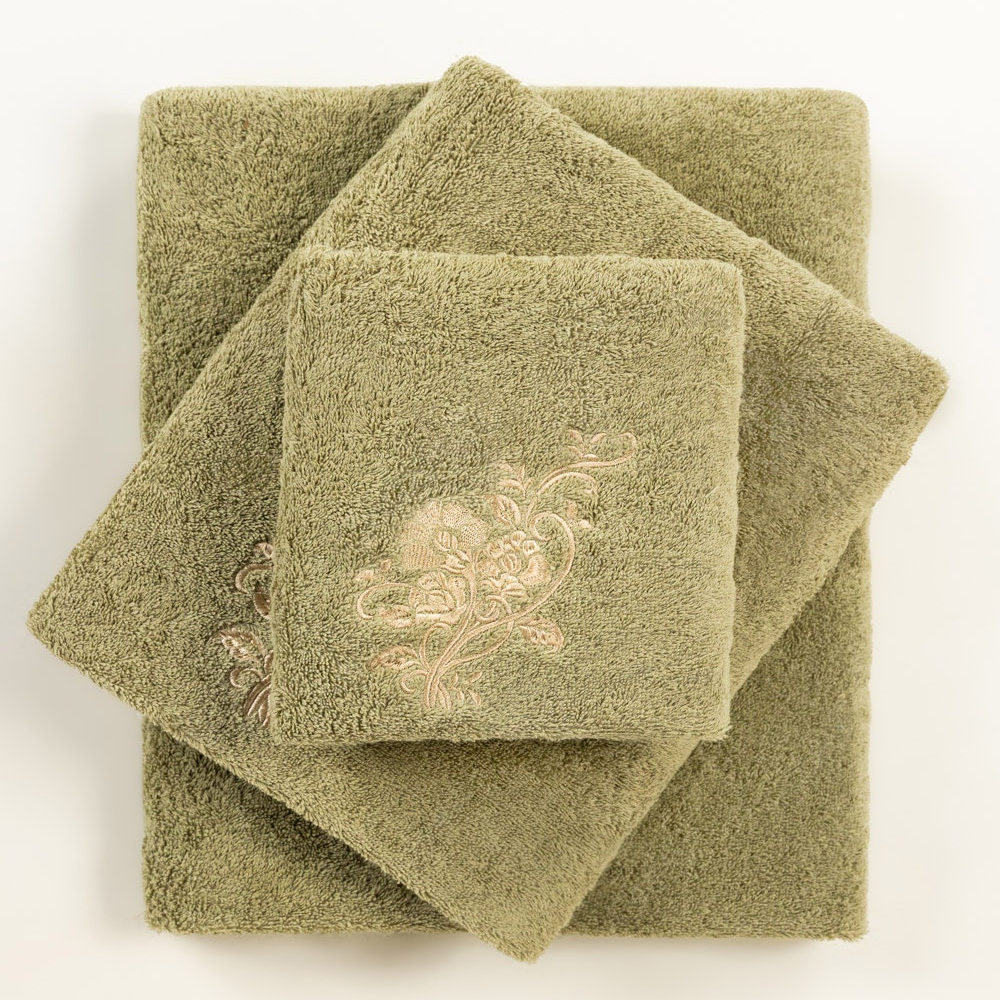 สีน้ำตาล