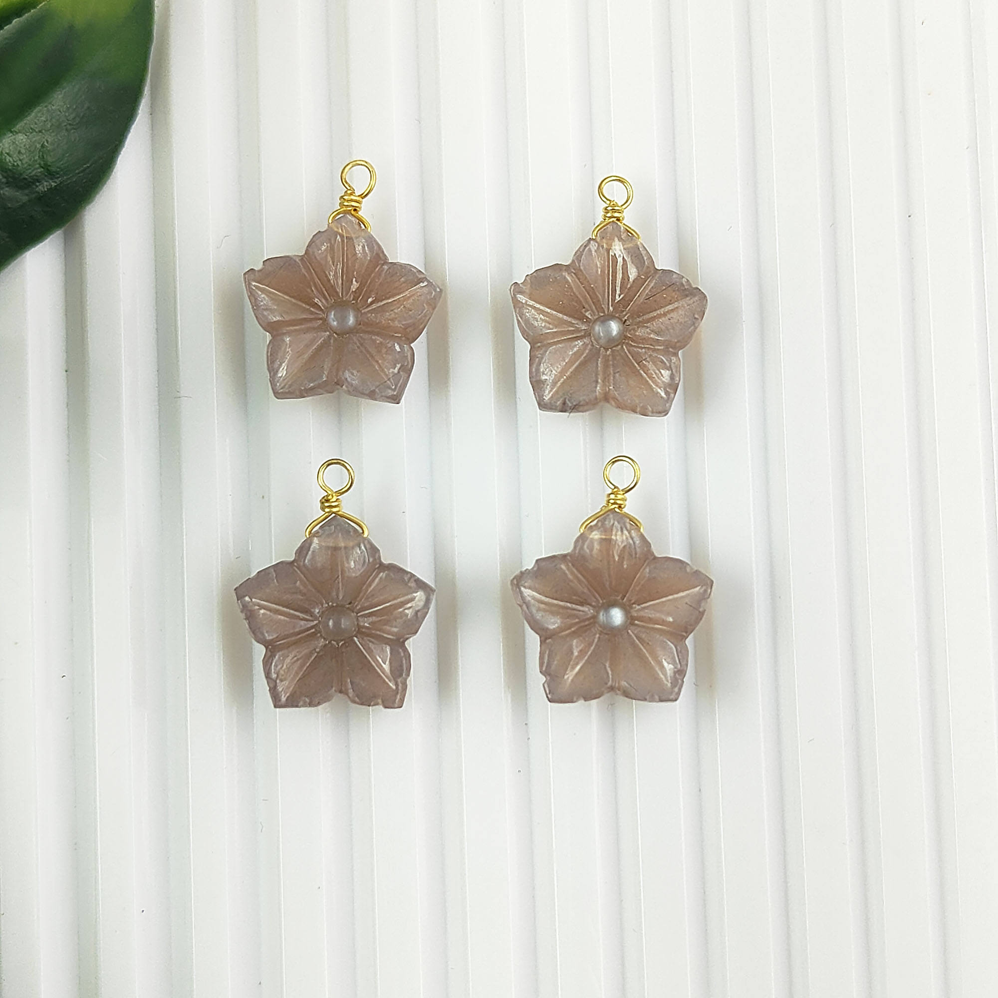 มูนสโตนช็อคโกแลต