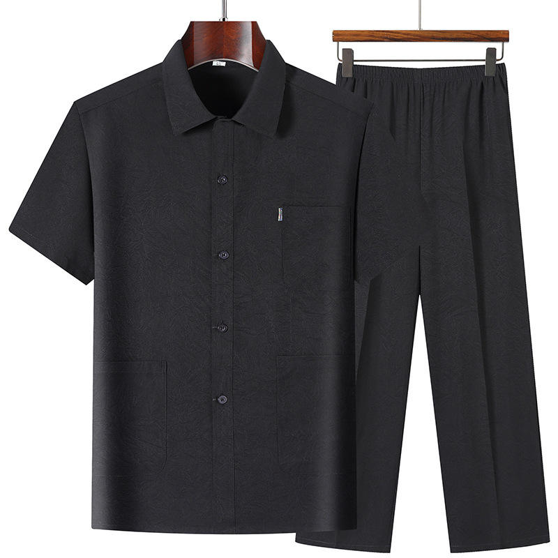 ชุดสูทสีดำ