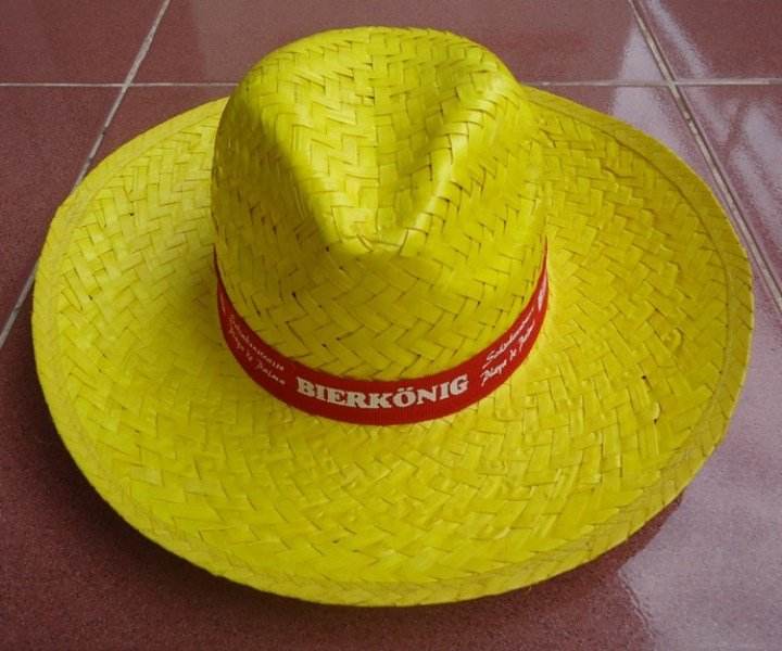 สีเหลือง