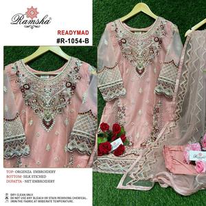 インドとパキスタンの衣料品デザイナーインドの結婚式やお祭りの機会のための既製パキスタンスーツ - Product Image 3