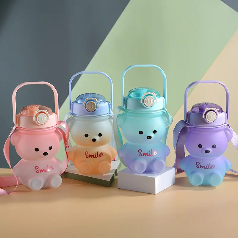 귀여운 그라디언트 색상 곰 물병 어린이 휴대용 대용량 플라스틱 물병 밀짚 테이프