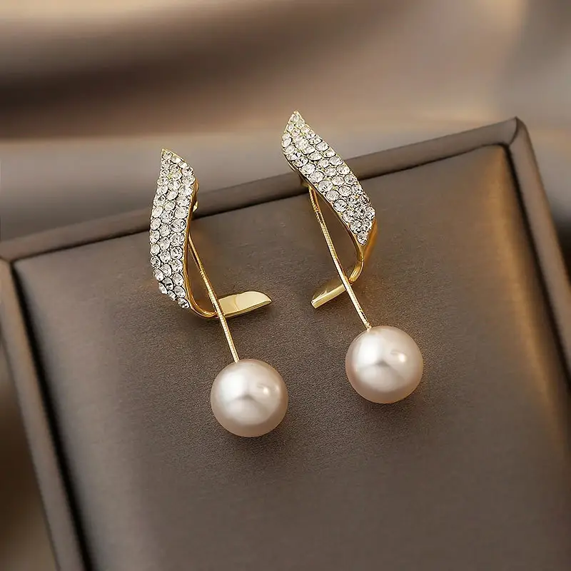 Pendientes colgantes de perlas de imitación elegantes clásicos para mujer, pendientes de gota exquisitos con borla larga de cristal, joyería de boda