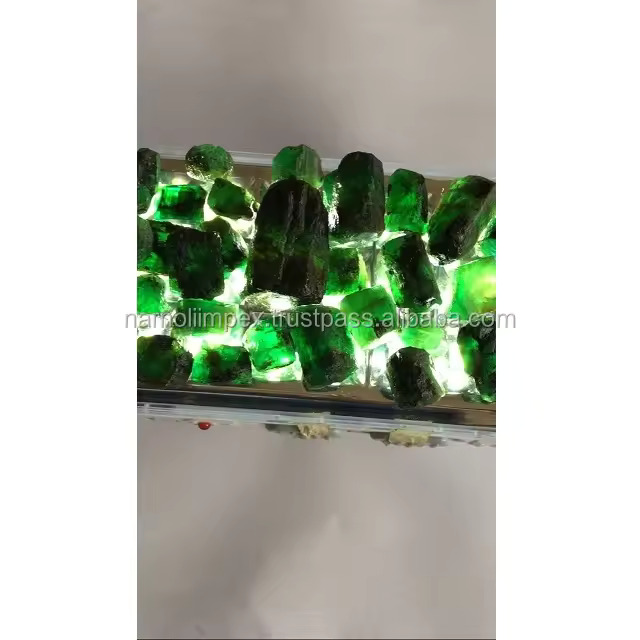 สีเขียว