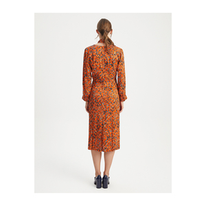 Viskon Yaka detayli piliseli baskili elbise - Product Image 2