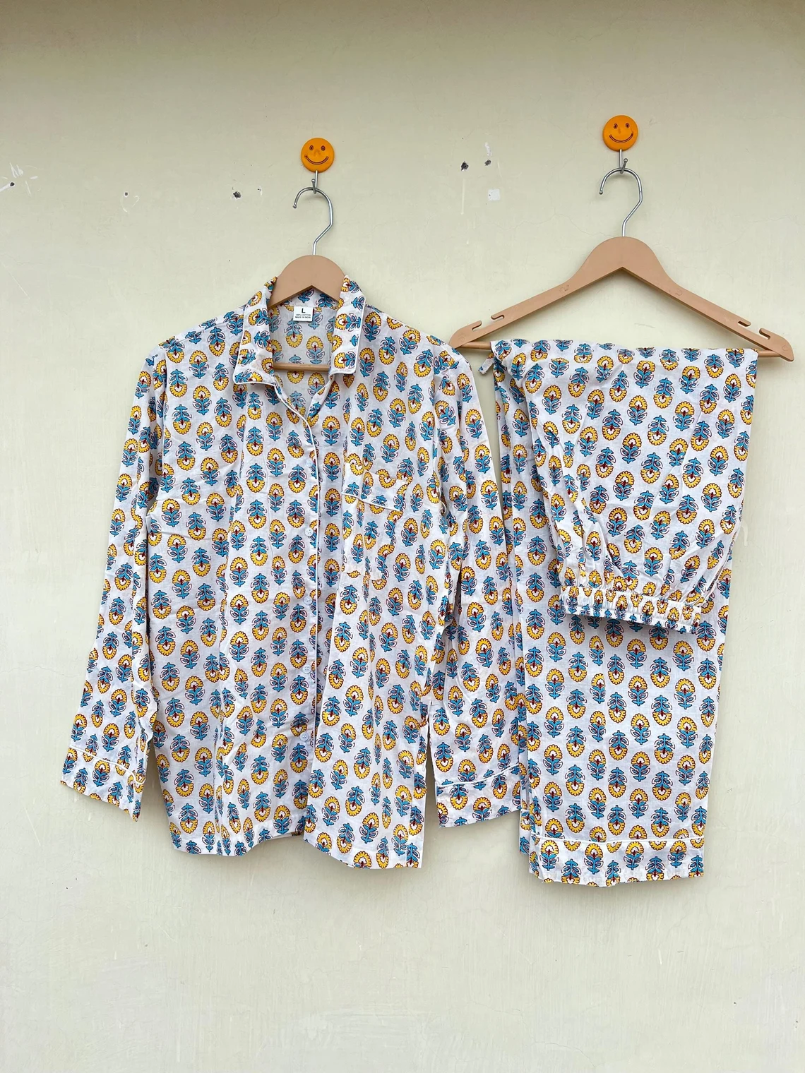 เหมือนกับภาพ