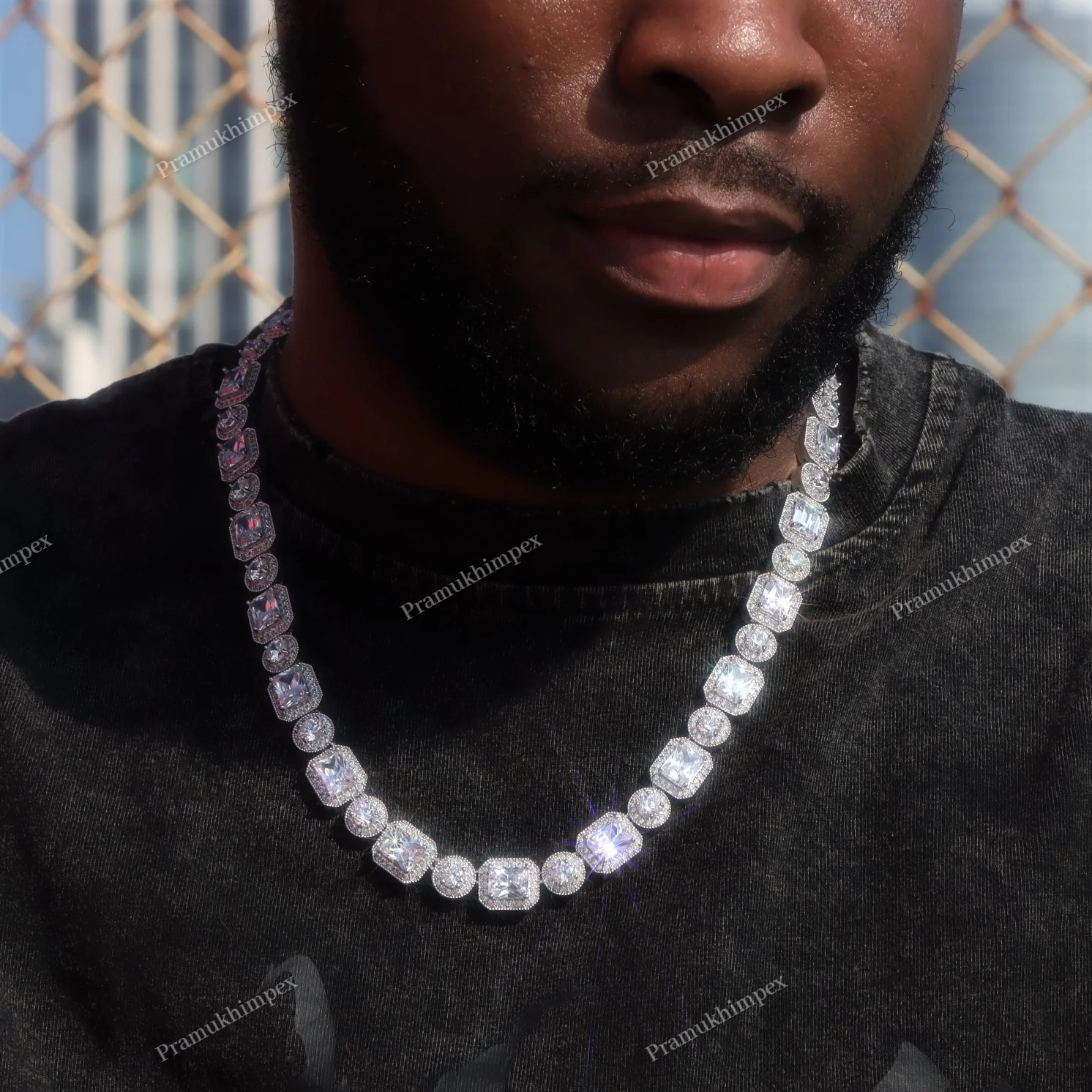 สีเหลืองทอง