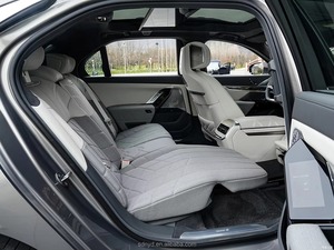 B-mws i7 saf elektrikli lüks araba sol el sürücü uzun dingil mesafesi 640km aralığı ile yeni enerji araç
