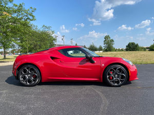 Temiz başlık 2022 kullanılan ALFA ROMEO 4C lansman sürümü COUPE RWD-kapı teslim kapı - Product Image 3