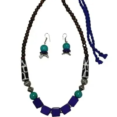 Nouveaux bijoux de mode populaires pour les femmes résine transparente ronde grands colliers collier colliers au meilleur prix