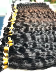 ブラジルのウェーブとカーリーの同じキューティクルアライニング-生の人間の髪-100の女性の髪卸売バージンヘアベンダー