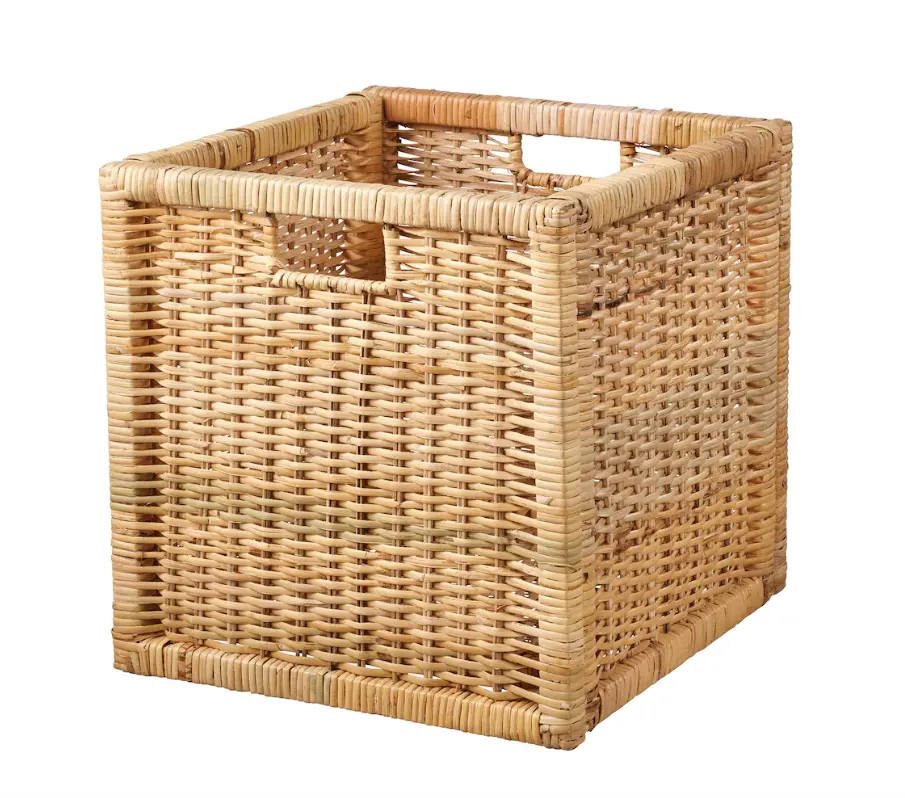 Wholesaler Nice handcrafted Rattan Shelf Handles Medium Honey-Brown Storage Basket laundry basket laundry hamper