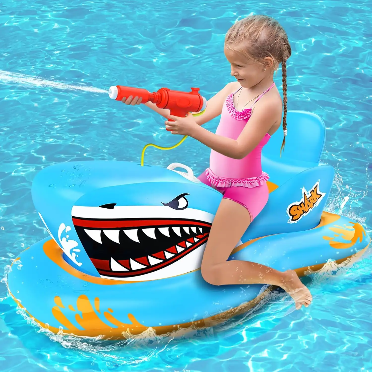 Hiu tiup naik untuk anak-anak kolam tiup Float dengan senjata permainan air