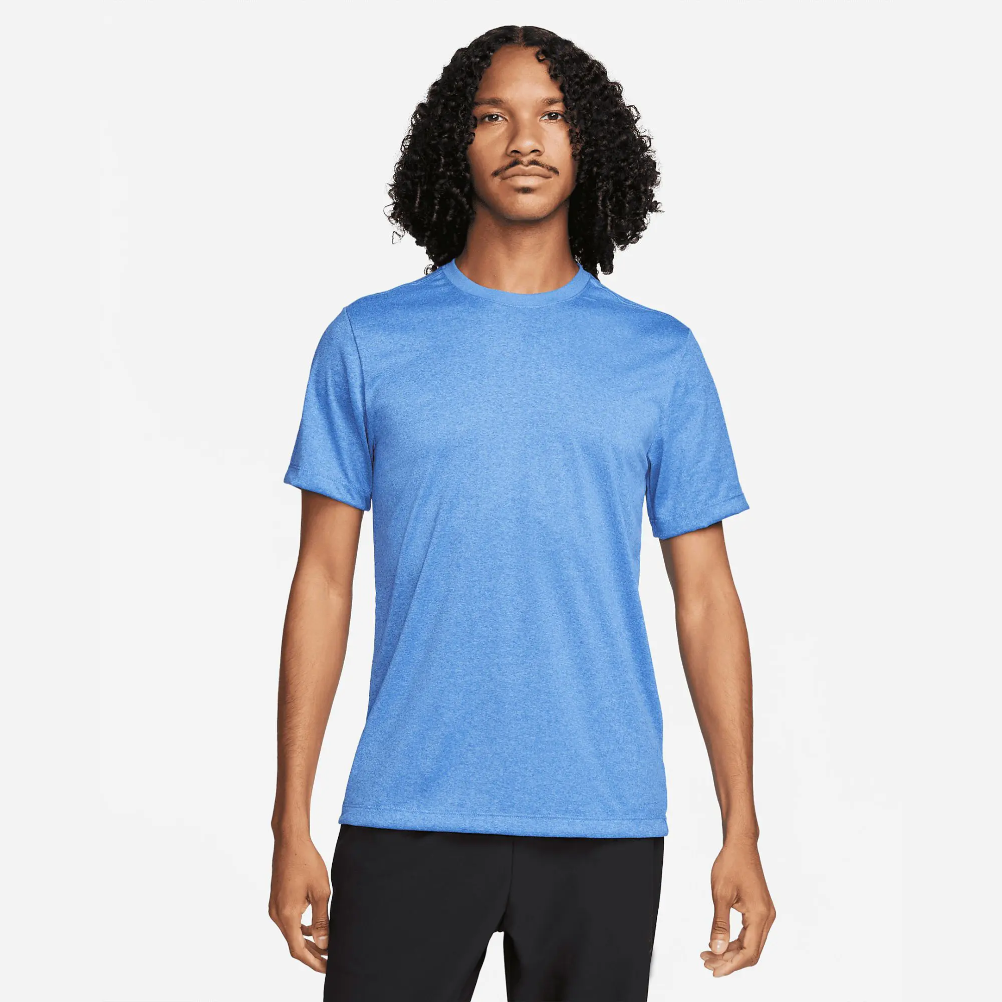 पुरुषों की पैसिफिक ब्लू फिटनेस टी-शर्ट 100% पॉलिएस्टर जर्सी फैब्रिक आरामदायक स्टैंडर्ड फिट रिब्ड नेकबैंड एक्सएल साइज कस्टम प्रिंट