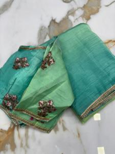ステッチブラウスSari EMBROIDERYレースボーダーボリウッドスタイルウェディングサンギートパーティー見事な外観<span class=keywords><strong>2025</strong></span>インドのMehendiグリーンサリー