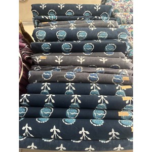 Indian <strong>Jaipur</strong> Printed Cotton Fabrics Running Floral Natural Dyes Kimono Rob Fabric Indian Hand Block Print Printed Fabrics - Product Image 3
