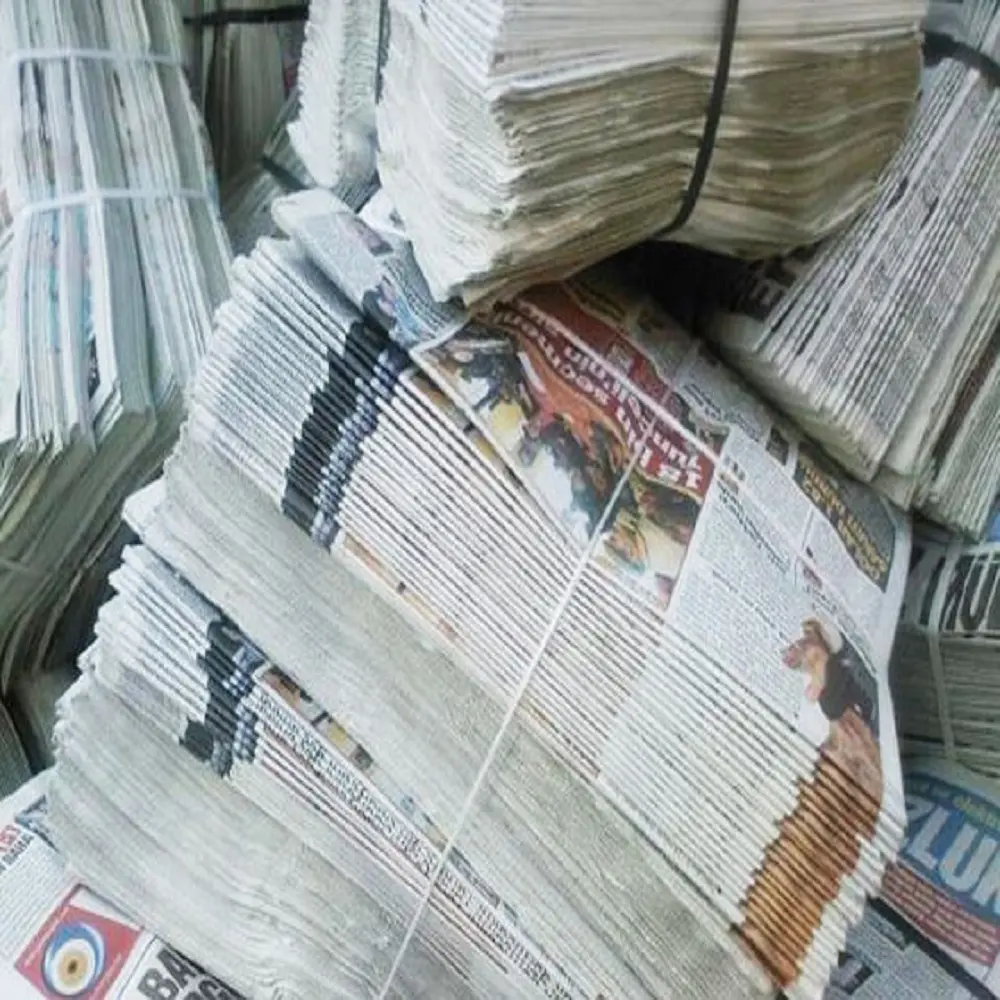 Seconda mano di riciclaggio carta straccia vecchio giornale usato per la vendita