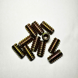 M 8X25 Mm Geel Verzinkte Vietnam Binnenste En Buitenste Tand Houten Inzetmoer Mannelijke En Vrouwelijke Draad Verbindingsmoeren Thv - Product Image 1