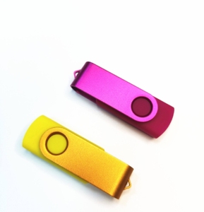 แฟลชไดรฟ์ USB หมุนได้ความเร็วสูง 3.0 พร้อมโลโก้ที่กําหนดเอง แท่งหน่วยความจําสีสันสดใสสําหรับโปรโมชั่น 4GB ถึง 64GB - Product Image 4