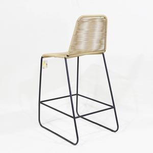 Comhome-Luxus-Rattan-<span class=keywords><strong>Sofa</strong></span> garnitur mit tiefen Kissen und passendem Couch tisch für stilvolle Gärten
