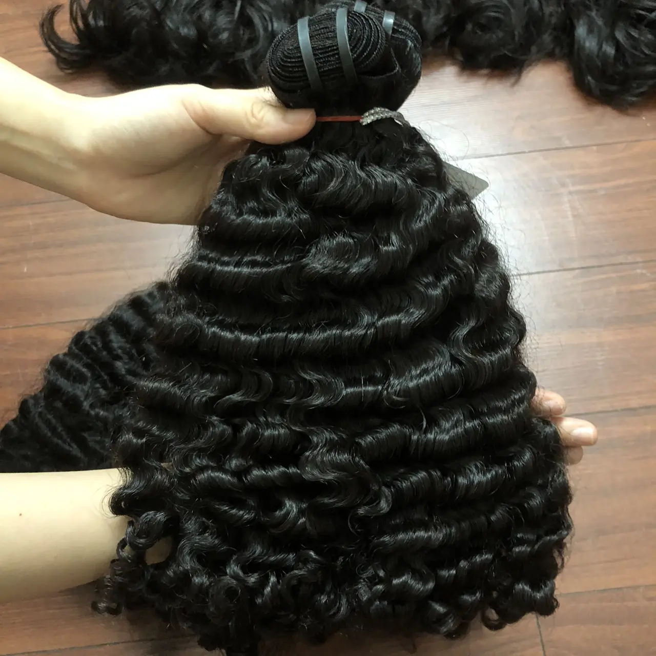 Produto quente-Steam Curly Hair Bundles Atacado Vietnamita Cabelo Humano Trama Hot Selling Item Cabelo