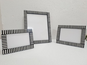 Hot Selling Hand Made Resin Black &amp; White Stripe Pattern Picture Photo <strong>Frame</strong> Set for Home Decor &amp; Table Top <strong>by</strong> Craft Emporium