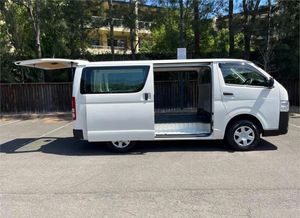 トヨタハイエースVAN 4WD LWB 2.8 <span class=keywords><strong>LTR</strong></span>ディーゼルターボGDH206 2018